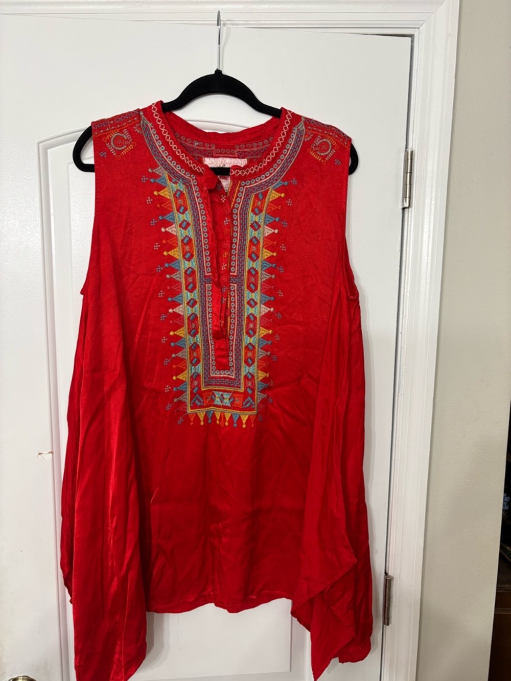 Johnny Was Red Sleeveless Embroidered Tunic Top